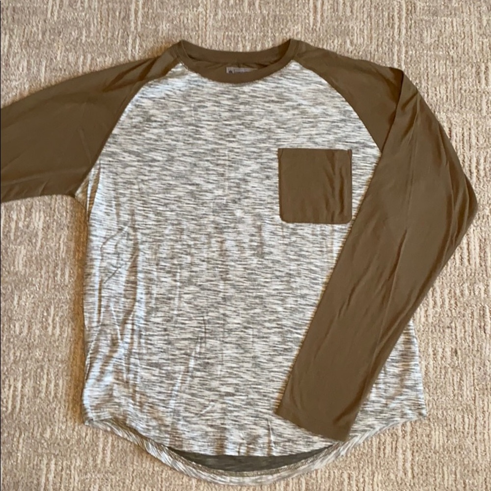 Charles and a half long sleeved shirt sz L